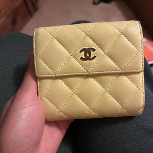 Yellow quilted Chanel wallet